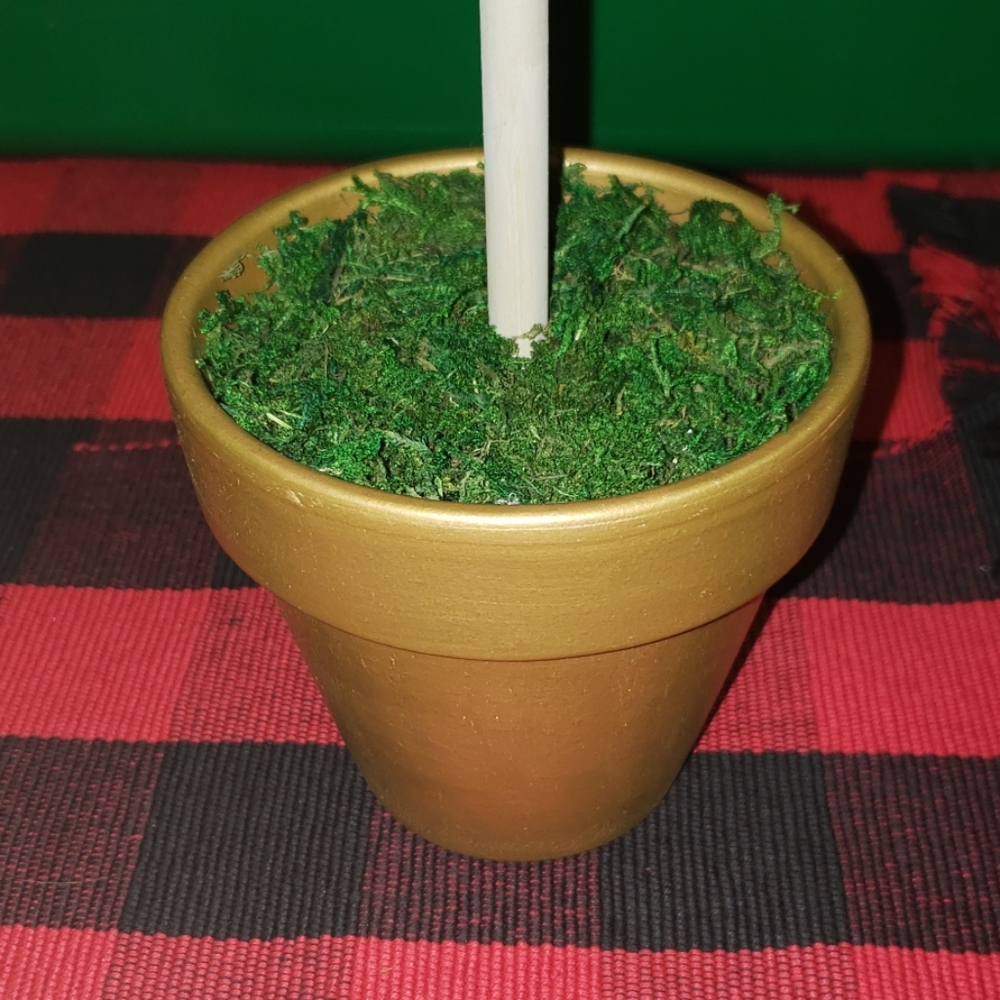 White Rise Topiary - Picture 3 of 3